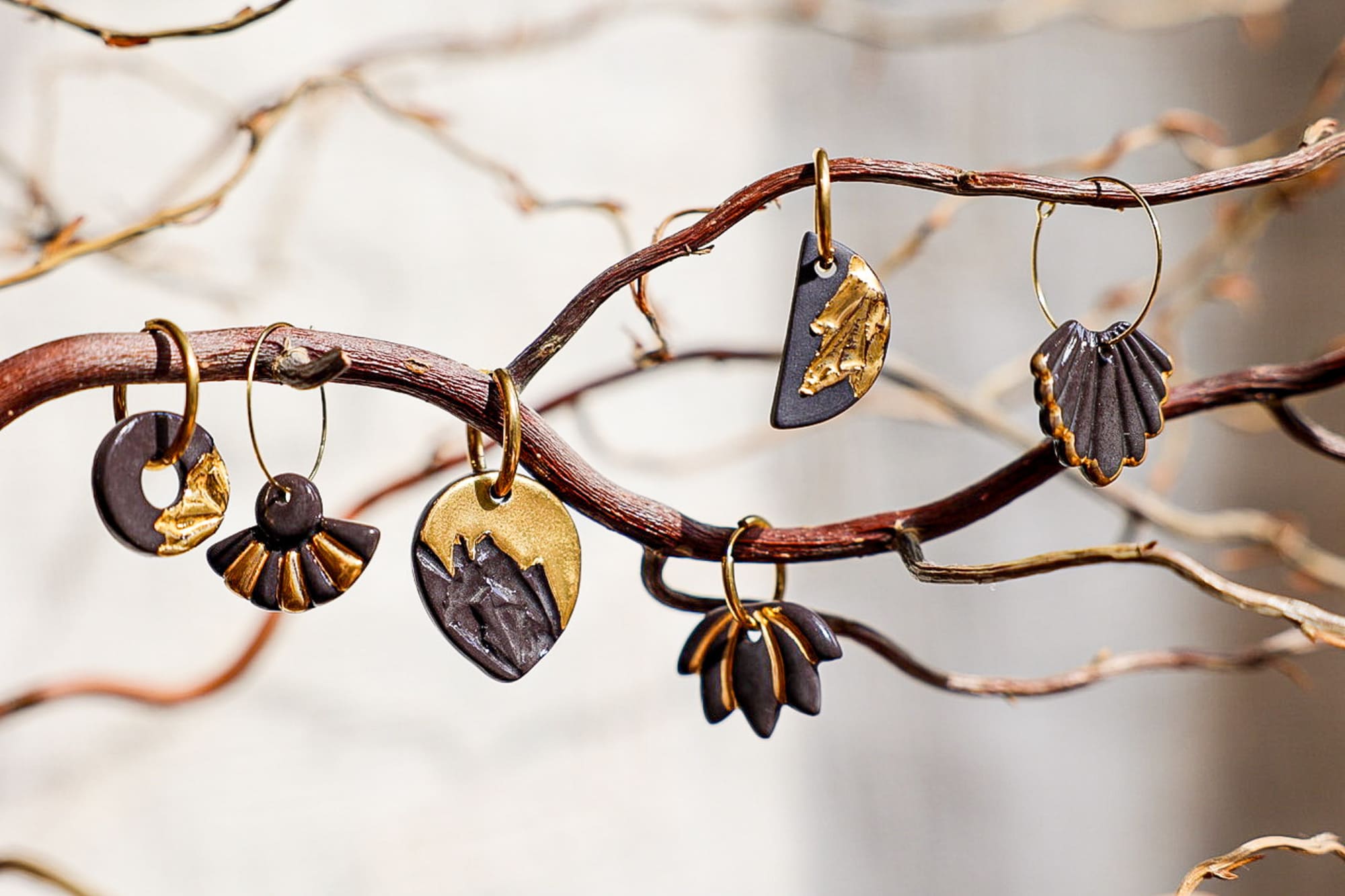 boucles-oreilles-noires